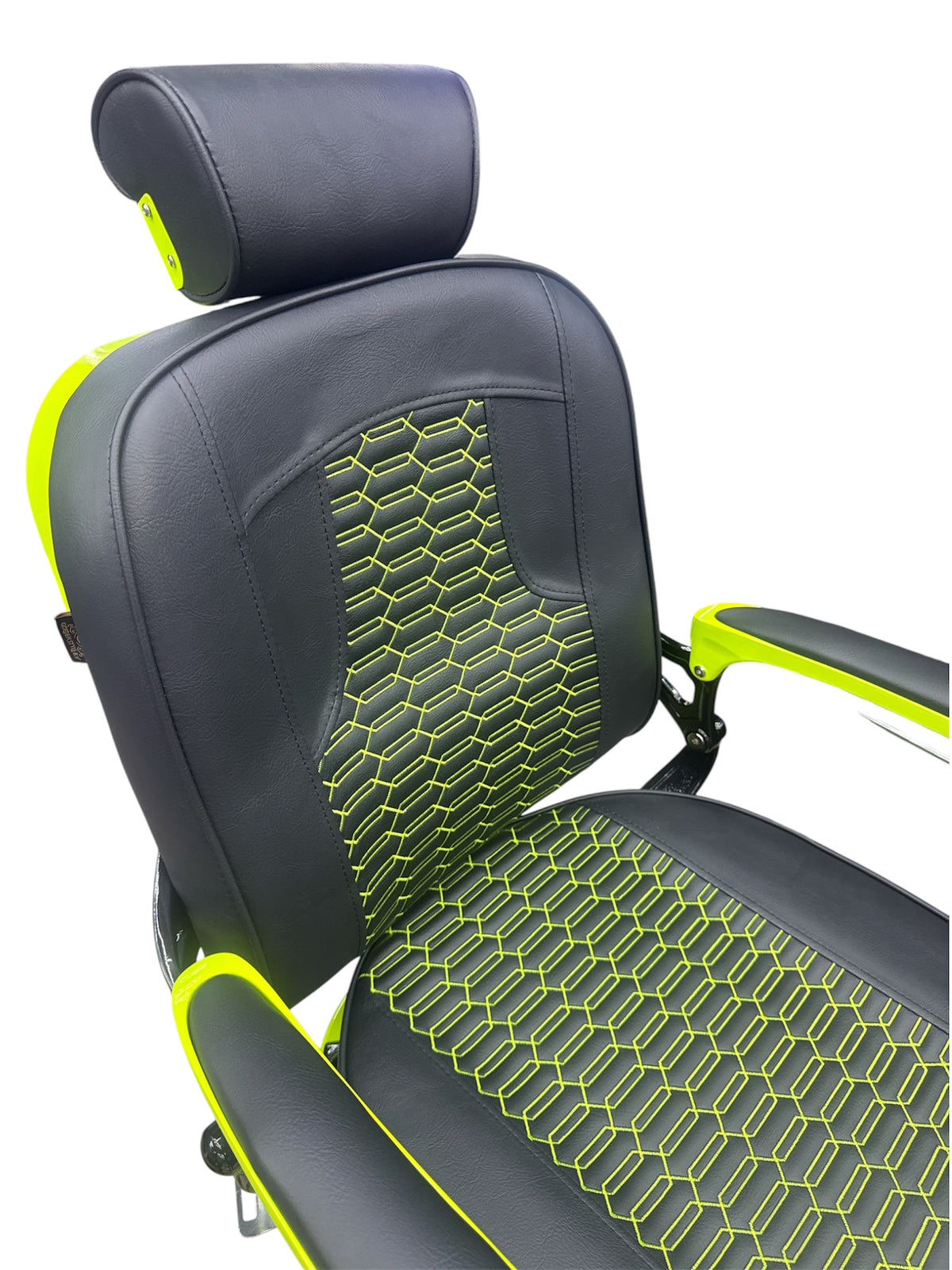 Sedie Mansory in edizione limitata in pelle nera con cuciture verdi e telaio verde